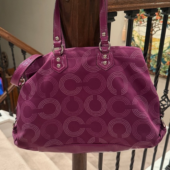 Coach Purple Op Art Ashley Carryall - Picture 3 of 10